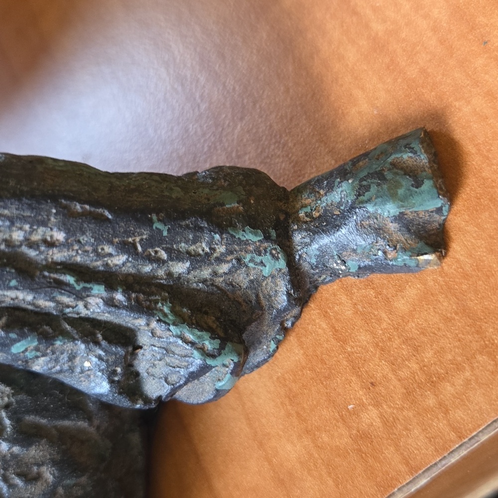 CONTEMPORARY FIGURAL SCULPTURES. "La Peine De Coeur" - Picture 8 of 10